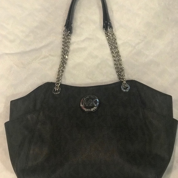 Michael Kors Handbags - Michael Kors Black Leather Jet Set Travel  Purse